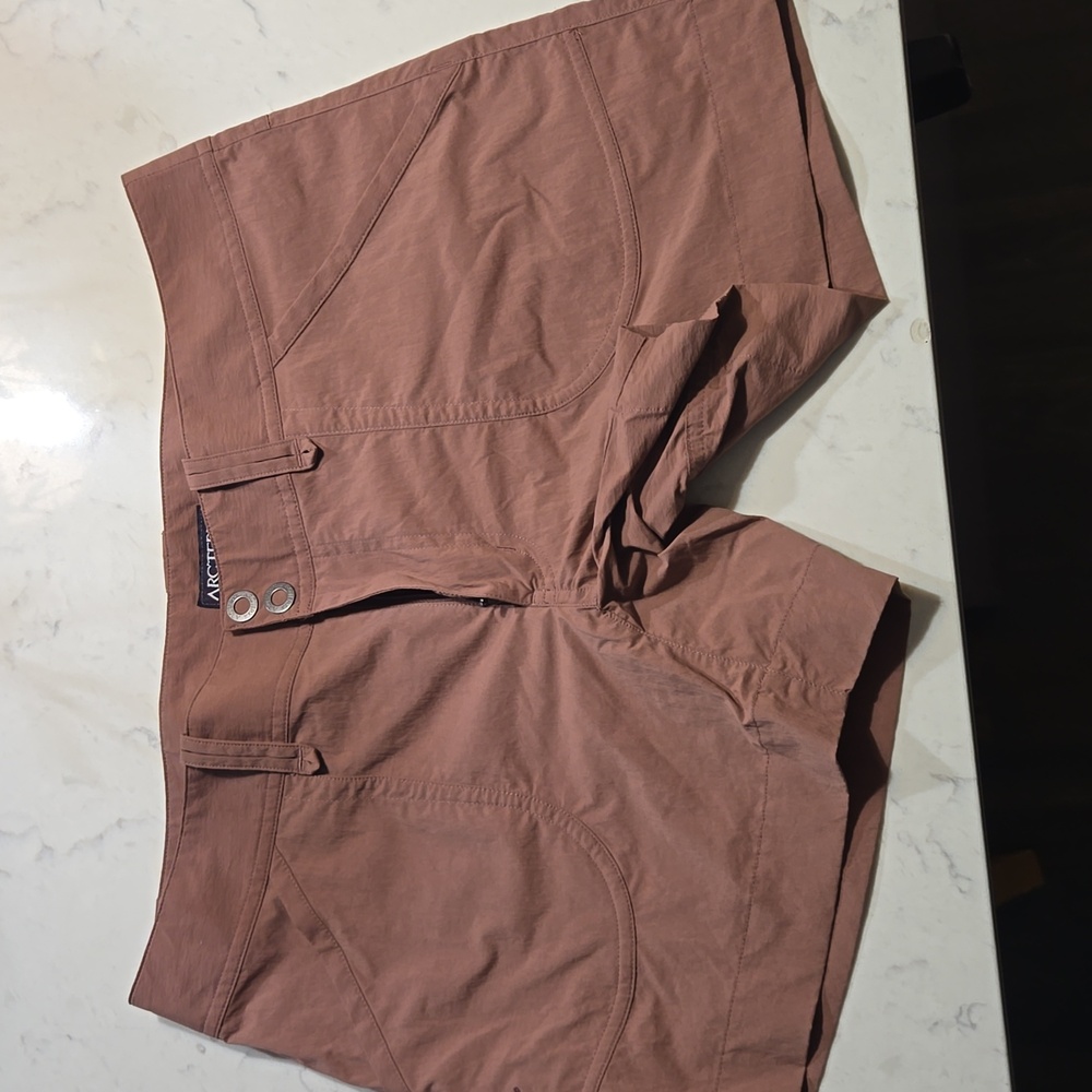 Arcteryx Woman's Shorts